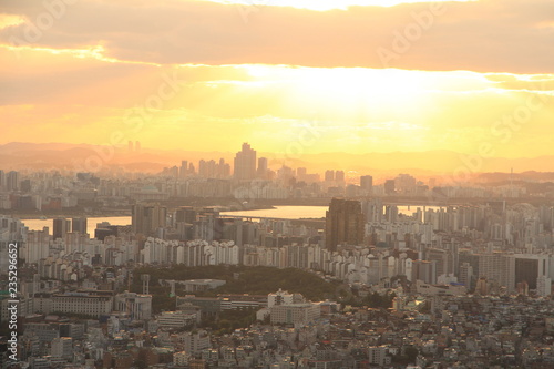 Sunset View of Seoul’s Skyline in South Korea © marcuspon
