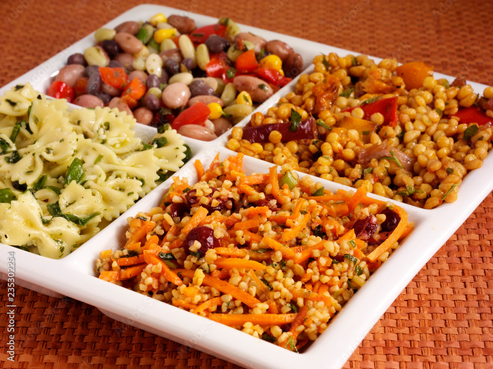 MEDITERRANEAN SALAD SELECTION MEDITERRANEAN SALAD SELECTION