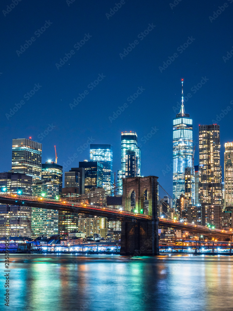Naklejka premium Nowy Jork Brooklyn Bridge i Manhattan