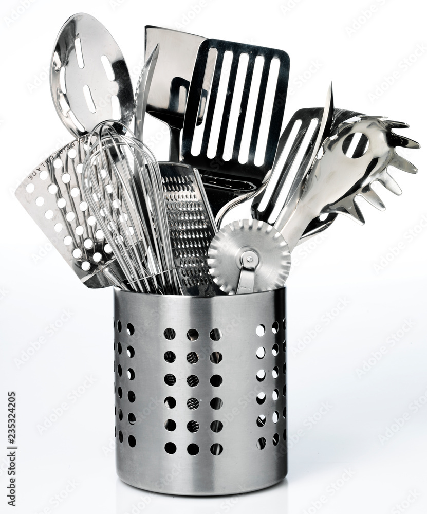 SELECTION OF METAL KITCHENWARE SELECTION OF METAL KITCHENWARE