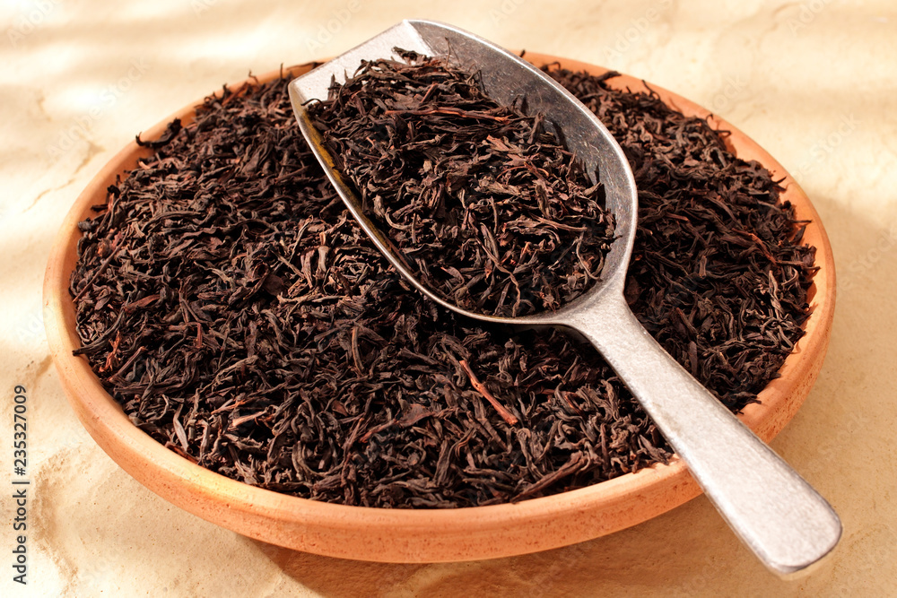 BLACK TEA LEAVES
