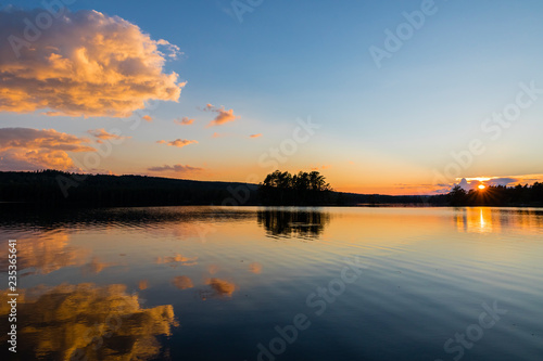 Schweden, Sonnenuntergang am See Viken photo