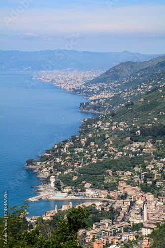 Scorso sulla costa Ligure dall'alto - da Recco a Genova