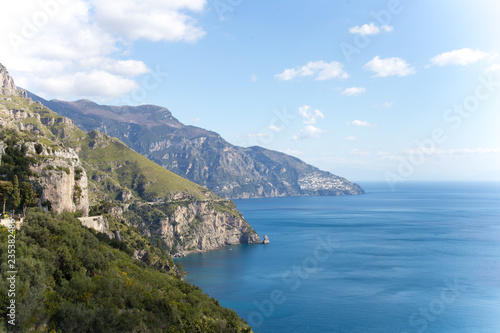 the rocky coast of Positano © De Santis Simone