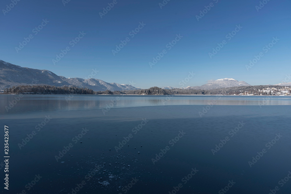 Wintermorgen am Faaker See Wintermorgen am Faaker See