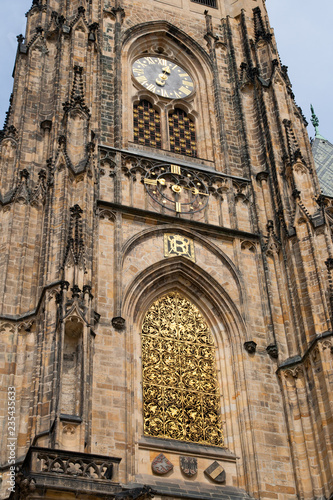 St Victus cathedral details