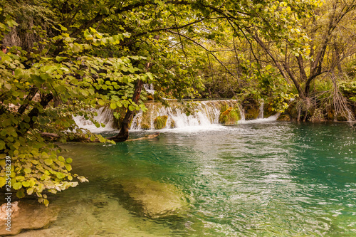 Plitvicer Seen und Wasserf  lle