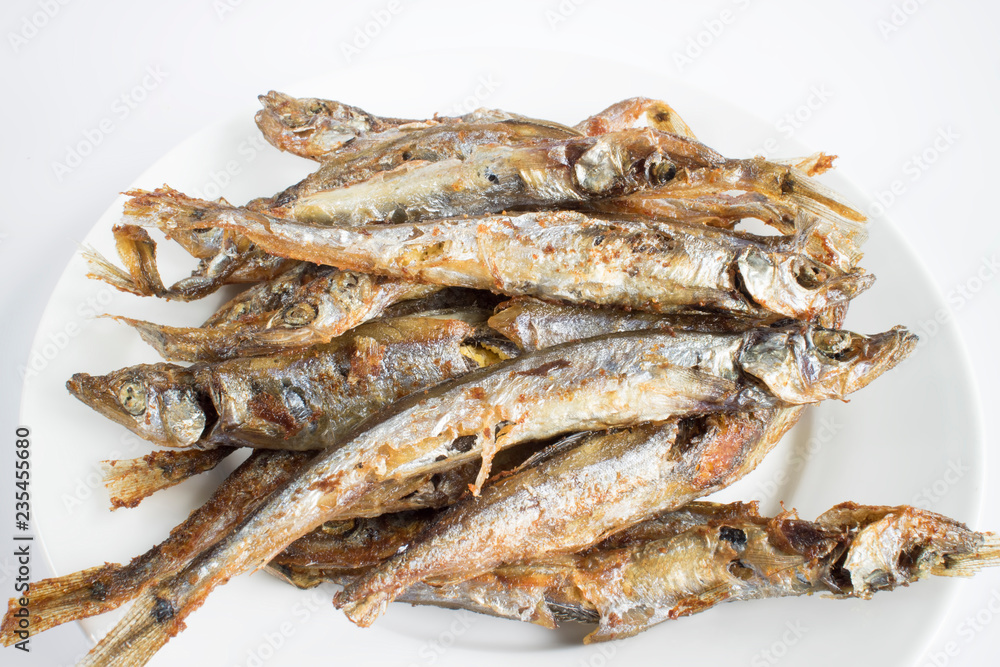 Ca linh chien (linh fried fish). This type of fish is famous in Mekong delta, Vietnam. It is eaten along with fish sauce. It can be fermented as well.