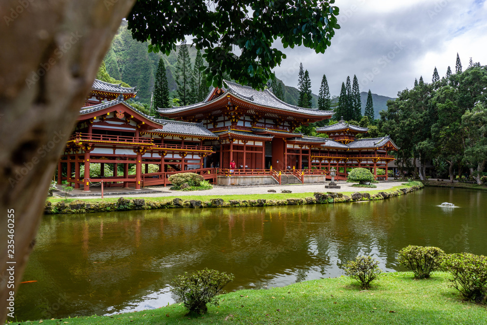 Naklejka premium Japanischer Tempel auf Hawaii