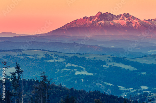 Fototapeta Naklejka Na Ścianę i Meble -  Tatra mountains panorama, autumn sunrise, Poland