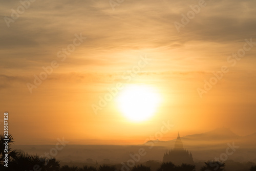 Bagan Sunrise © insideout78