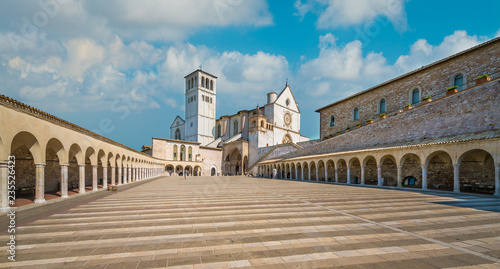 Fotografia, Obraz Saint Francis Basilica in Assisi on a sunny summer day