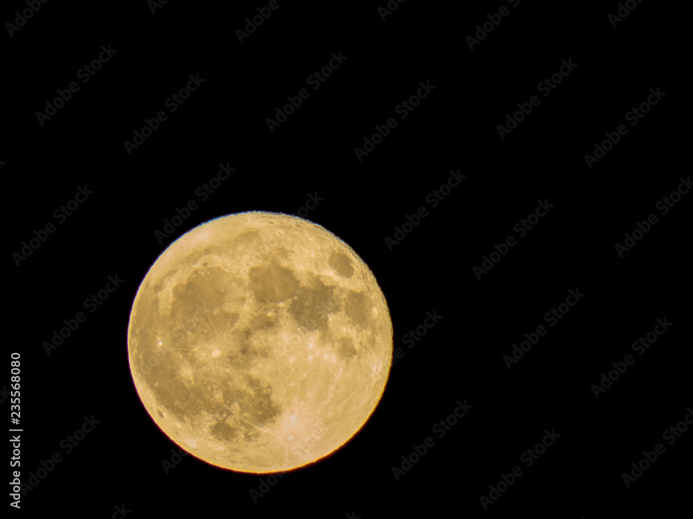 Obraz premium the fascinating lunar surface with its craters