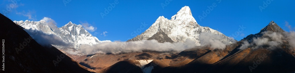 Obraz premium mount Everest Lhotse Ama Dablam Nepal Himalayas mountains