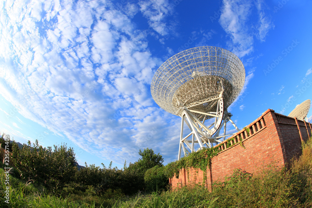 radio telescope