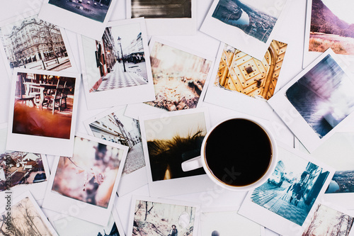 Fotografie Coffee and Polaroids