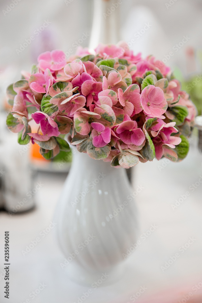 Obraz premium bouquet of tulips in vase