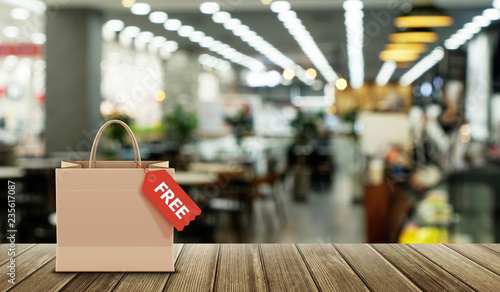 Wallpaper Mural 쇼핑몰 매장 카메라 모션 블러효과처리한 카피공간활용 이미지 Torontodigital.ca