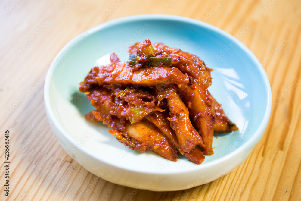 Deodeok banchan is seasoned gochujang Deodeok banchan is seasoned gochujang