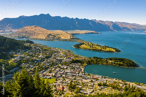 Fototapeta Naklejka Na Ścianę i Meble -  Beautiful panoramic aerial view of Ben Lomond Lake Scenic reserve with mountains in the background, Queenstown, New Zealand.