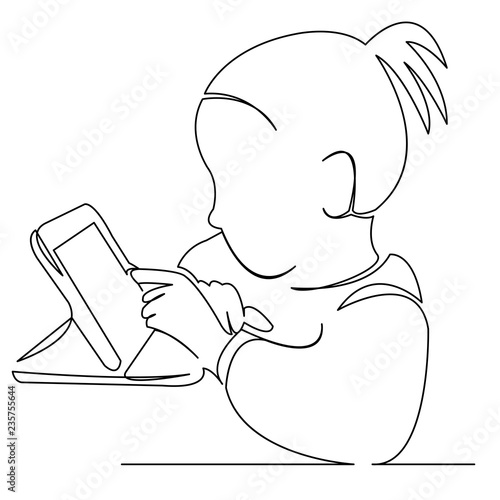girl playing tablet