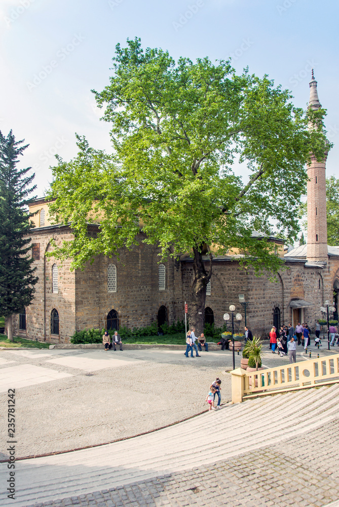 Obraz premium Bursa, Turkey, 29 April 2012: Gazi Orhan Mosque