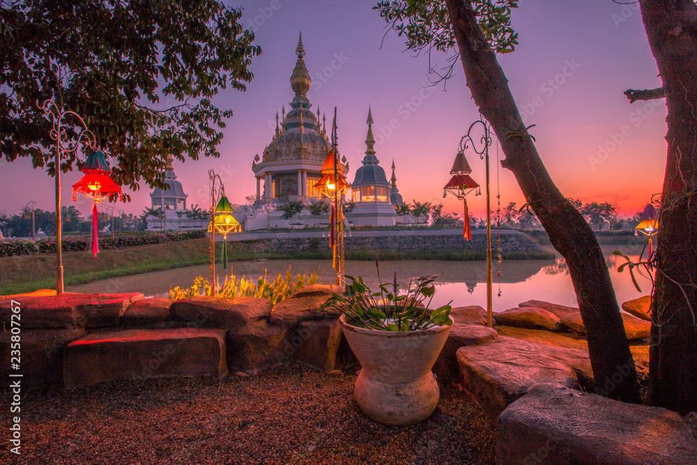 Wat Thung Setthi Is One Of The Most Beautiful Sculptures In Thailand ...