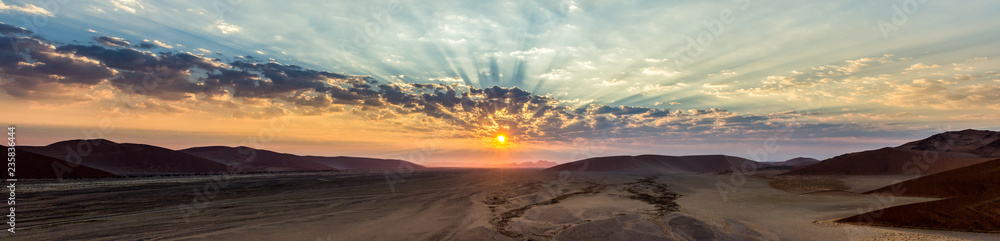 Sonnenaufgang Namib