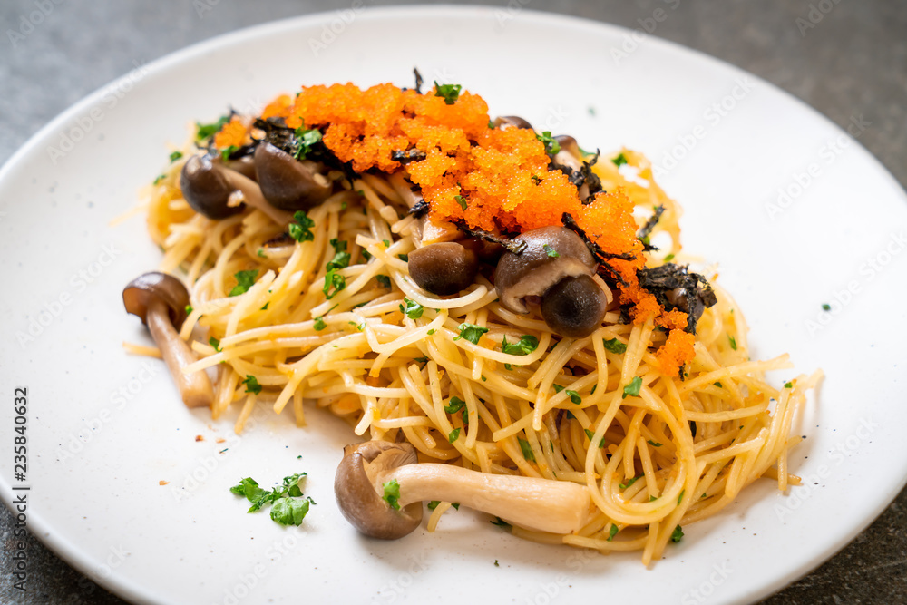 spaghetti with mushrooms, shrimp egg and seaweed spaghetti with mushrooms, shrimp egg and seaweed