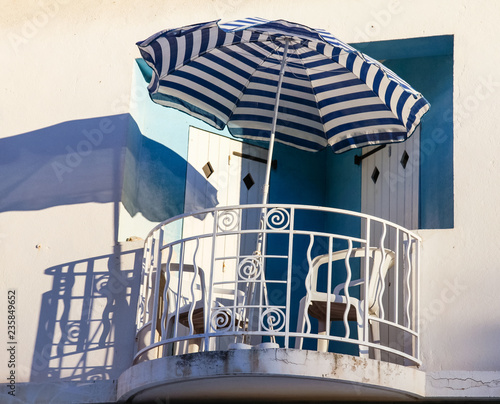 balcony