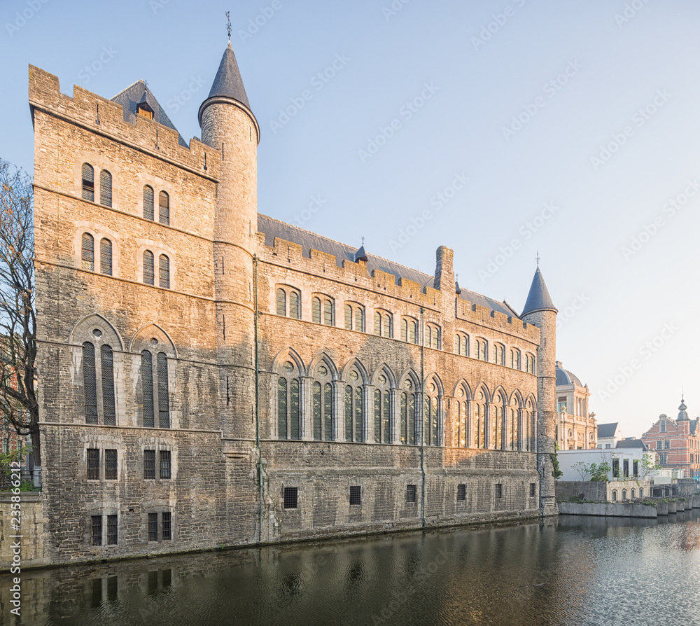 Fototapeta premium Geeraard the Devil Castle in Ghent, Belgium.