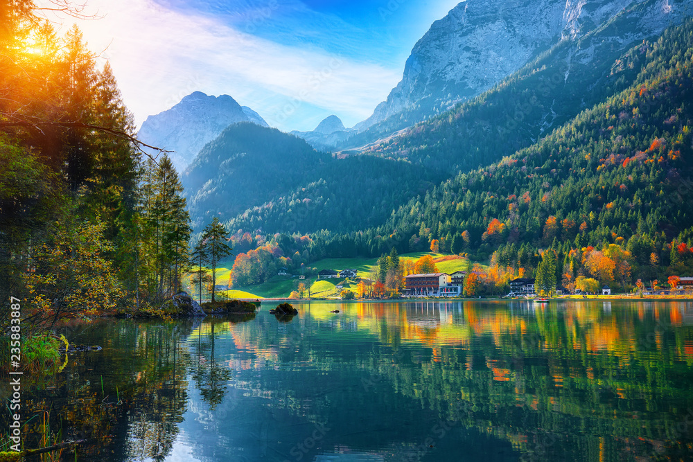 Fototapeta premium Fantastic autumn sunrise of Hintersee lake