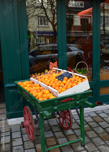 orange sell in France