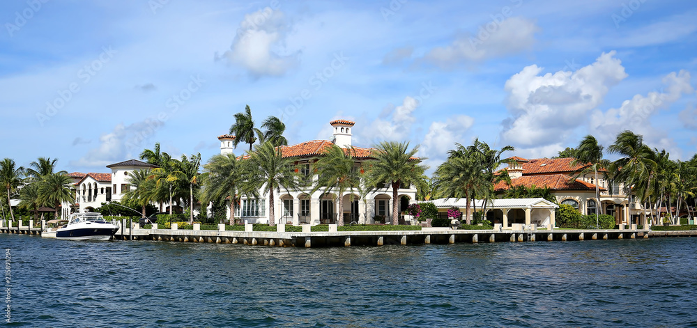 Large and luxurious waterfront home on the Intracoastal Waterway in Fort Lauderdale, Florida, USA.