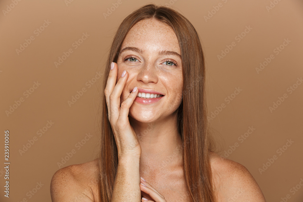 Fototapeta premium Beauty portrait of a smiling young topless woman
