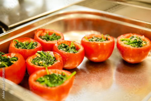 tomatoe stuffed with spinach