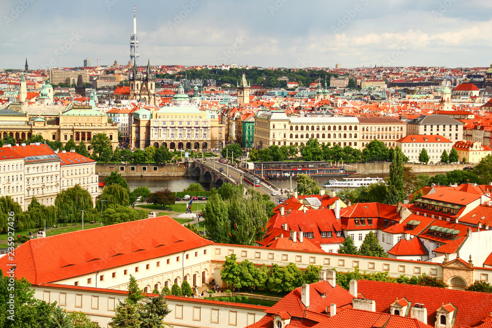 낭만의 도시 체코의 수도 프라하 풍경