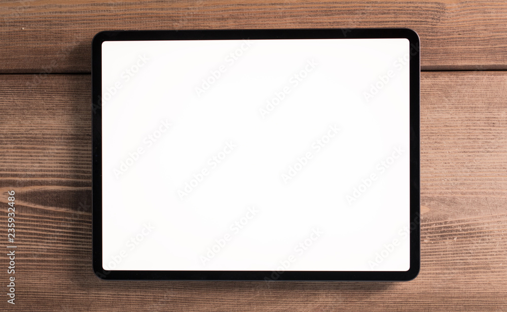 tablet pc auf holz tisch tablet pc auf holz tisch