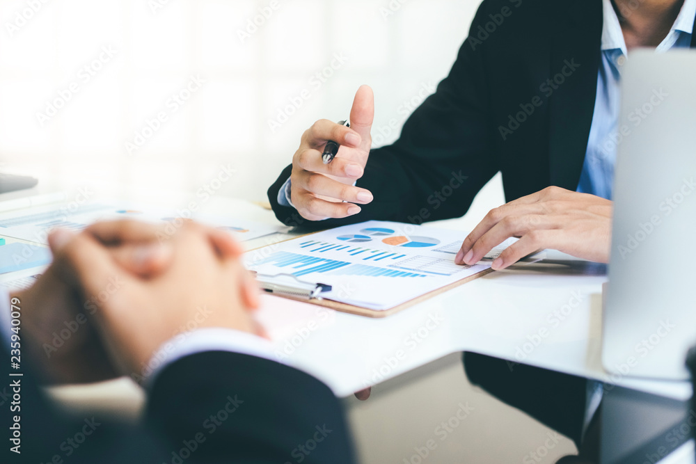Businessmen teamwork meeting to discuss the investment.