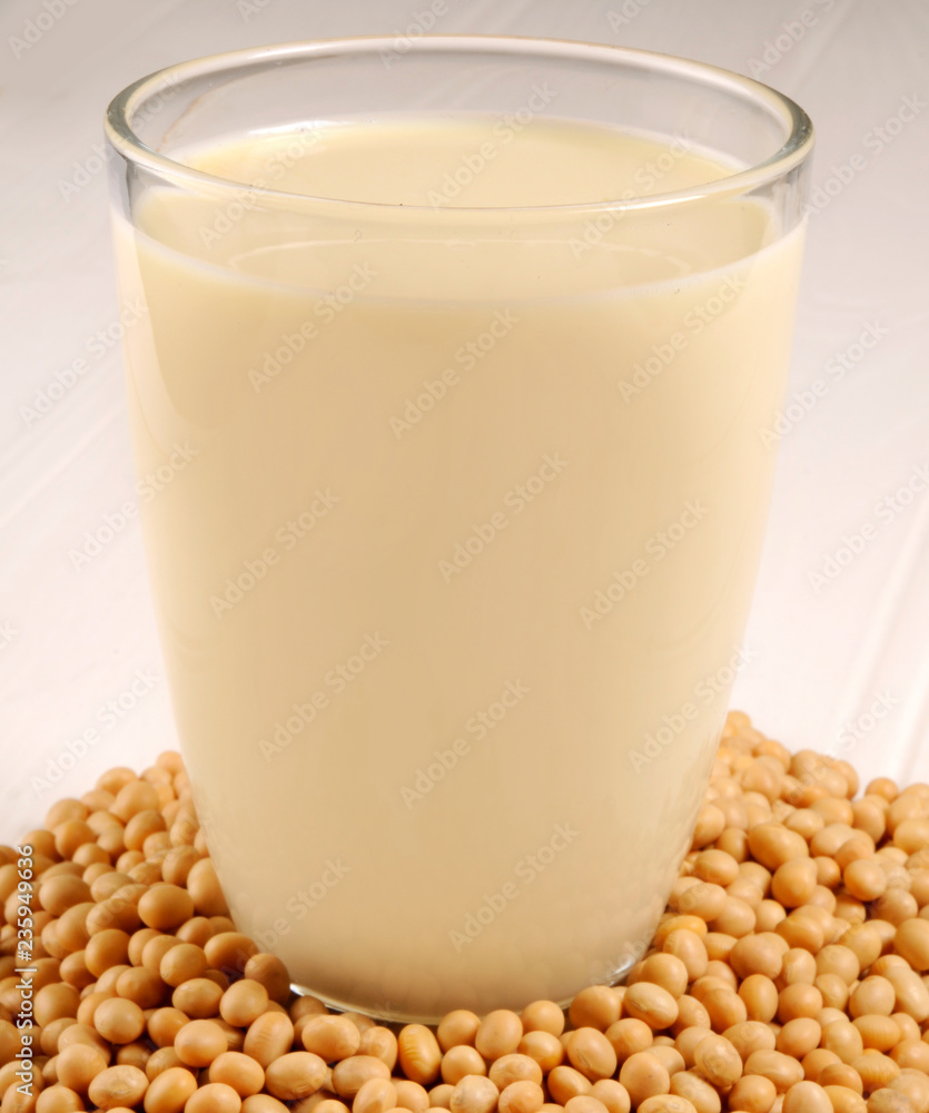 GLASS OF SOYA MILK WITH SOYA BEANS GLASS OF SOYA MILK WITH SOYA BEANS