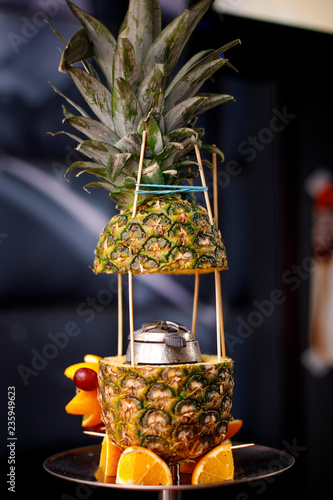 pineapple on the hookah