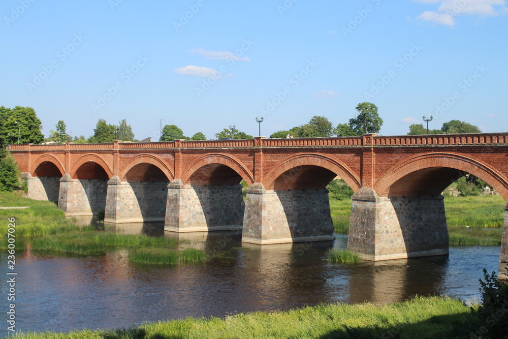Ponte di mattoni di Kuldiga