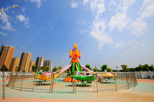 Wallpaper Mural recreation facility on a amusement park Torontodigital.ca