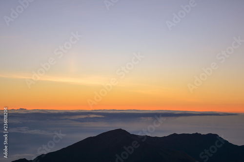 Wallpaper Mural Sunrise at the summit of Haleakala volcano on the island of Maui, Hawaii. Torontodigital.ca