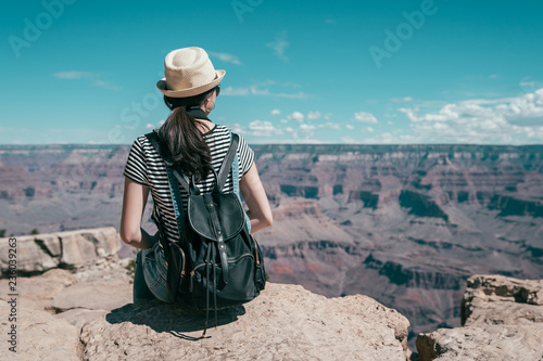 Canvas Print woman sightseeing tour in Grand Canyon