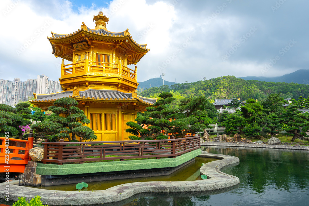 The Golden Pavilion Temple at Nan Lian Garden located in Diamond Hill,Kowloon,Hong Kong. The Golden Pavilion Temple at Nan Lian Garden located in Diamond Hill,Kowloon,Hong Kong.