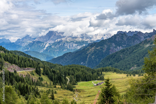 Italien - S  dtirol - Passo di Valles