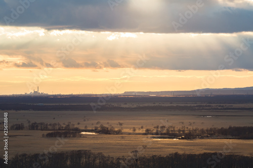 湿原の夕景