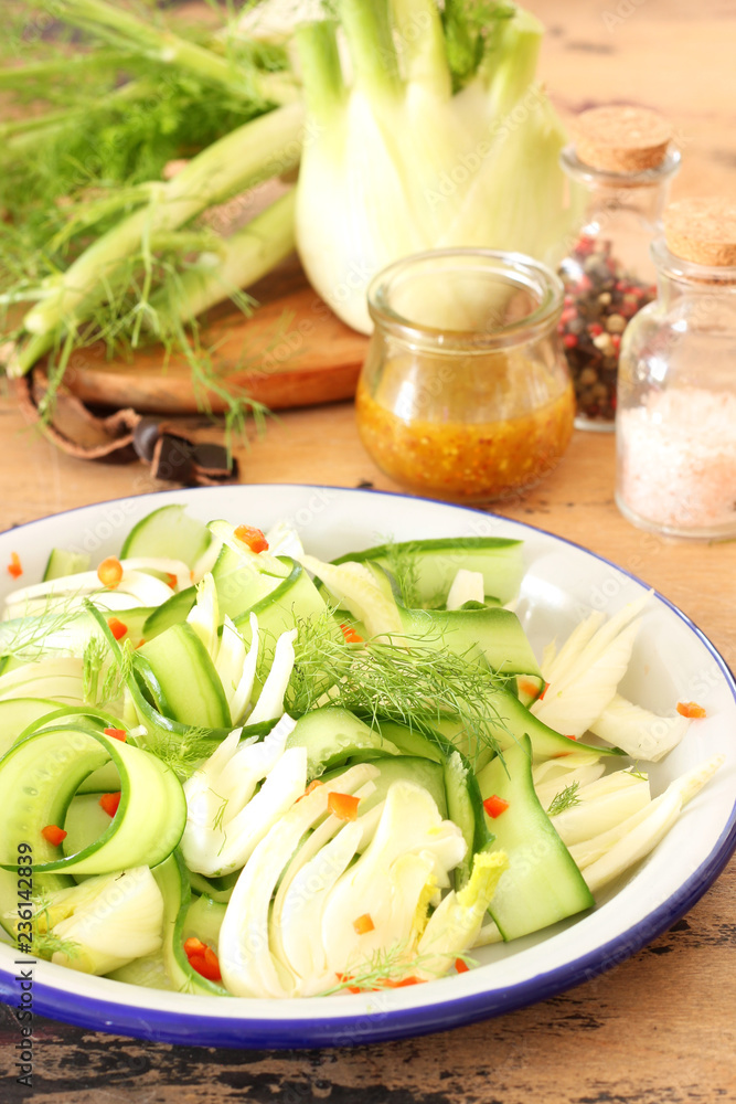 Vegetarian salad with cucumber and fennel