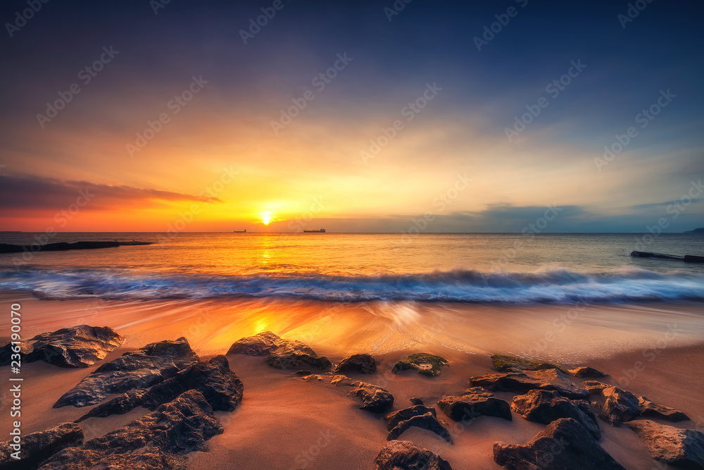 Beautiful sunrise over the sea Beautiful sunrise over the sea